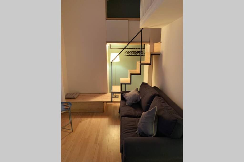 Bright Apartment Tbilisi Bagian luar foto
