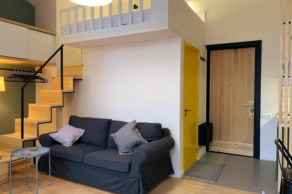 Bright Apartment Tbilisi Bagian luar foto